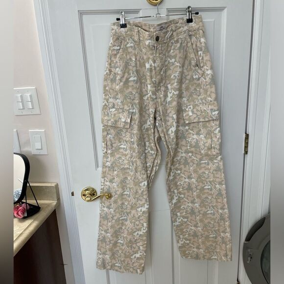 Cotton On Camo Pants - Picture 1 of 3
